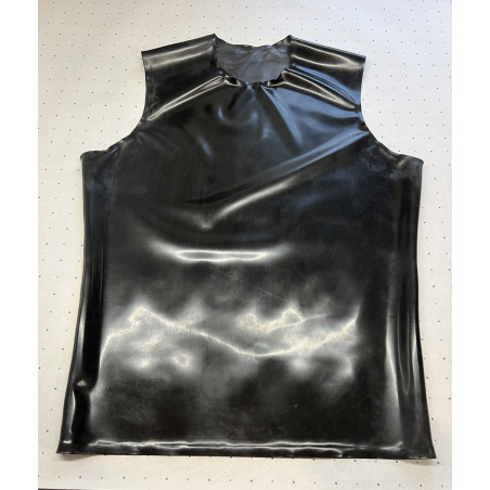 Sleeveless shirt